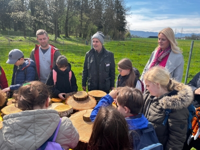 150 Kinder erleben Natur im Stadtgut am 21.4.2023